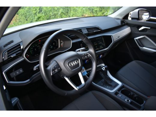 Audi Q3 45 TFSIe 245PK S-TRONIC S-LINE HYBRID LED/VIRTUAL/PDC/CARPLAY ActivLease financial lease