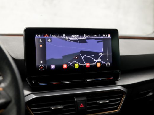CUPRA Leon Sportstourer Sportstourer 1.4 e-Hybrid VZ 245Pk Automaat (APPLE CARPLAY, GROOT NAVI, DIGITAL COCKPIT, CAMERA, ... ActivLease financial lease
