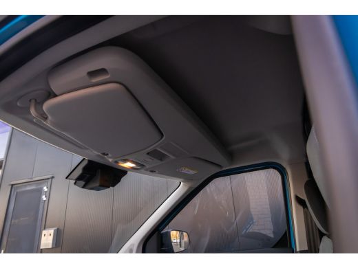 Ford E-Transit Courier Limited 44 kWh DIRECT LEVERBAAR | Trekhaak | Adapt. Cruise | Dodehoek Detectie | Camera | Winter-... ActivLease financial lease