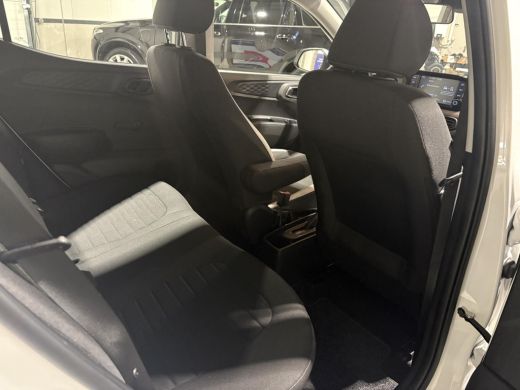 Hyundai i10 1.0 Comfort Smart 5-zits | Apple CarPlay | Climate Control | Stoel- & Stuurverwarming ActivLease financial lease