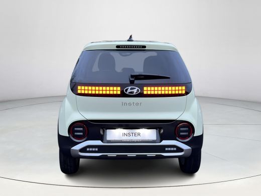 Hyundai Inster Pulse 49 kWh | Rijklaarprijs! Dus geen extra afleverkosten! | Apple CarPlay/Android Auto | Cruise... ActivLease financial lease
