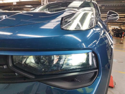 Lynk & Co 01 1.5 262pk Plug-in 360&deg; Carplay Pano.Dak Stoelverw. Incl.BTW ActivLease financial lease