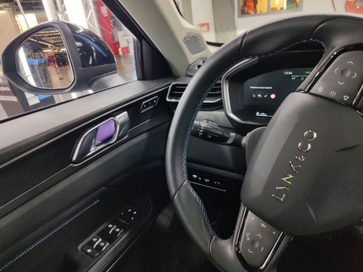 Lynk & Co 01 1.5 Plug-in Elec A.klep Stoelverw. Carplay 360&deg;camera incl.BTW Trekhaak ActivLease financial lease