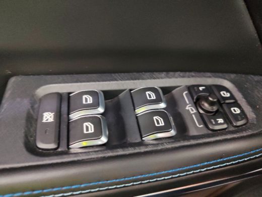 Lynk & Co 01 1.5 Plug-in Elec A.klep Stoelverw. Carplay 360&deg;camera incl.BTW Trekhaak ActivLease financial lease