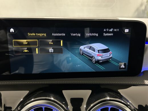 Mercedes-Benz A-Klasse 250e AMG// Panoramadak // Memory // MultiBeam LED // Keyless // Magno Grijs // Augmented ActivLease financial lease