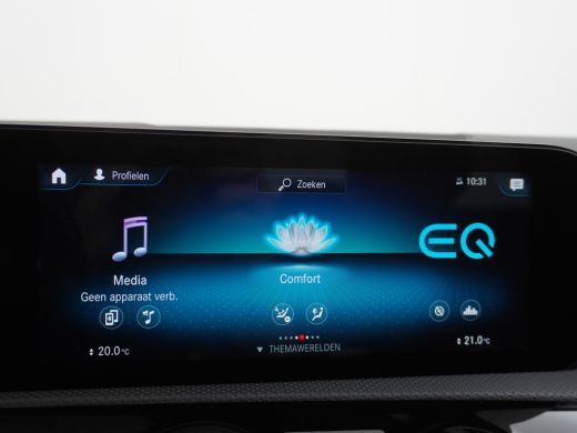 Mercedes-Benz A-Klasse 250e AMG // Panoramadak // Memory // Trekhaak // Keyless // Carplay // Sfeerverlichting // MultiB... ActivLease financial lease