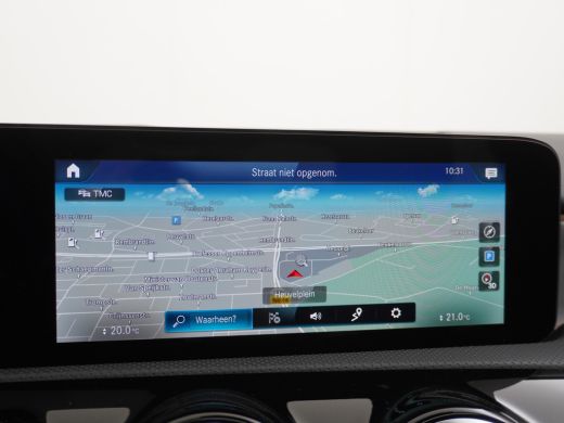 Mercedes-Benz A-Klasse 250e AMG // Panoramadak // Memory // Trekhaak // Keyless // Carplay // Sfeerverlichting // MultiB... ActivLease financial lease