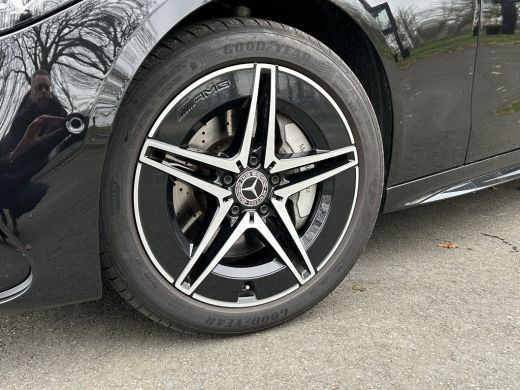 Mercedes-Benz C-Klasse 300e AMG Estate // Trekhaak // Panoramadak // Distronic // 360 Camera // Memory // Sfeerverlichting ActivLease financial lease