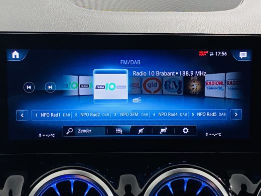 Mercedes-Benz EQA 250 // 18" Velgen // Privacy Glass // Easy pack achterklep // Dodehoekassistent // Sfeerverlichti... ActivLease financial lease