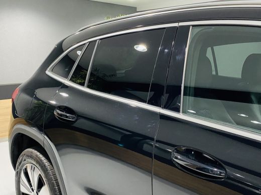 Mercedes-Benz EQA 250 // 18" Velgen // Privacy Glass // Easy pack achterklep // Dodehoekassistent // Sfeerverlichti... ActivLease financial lease