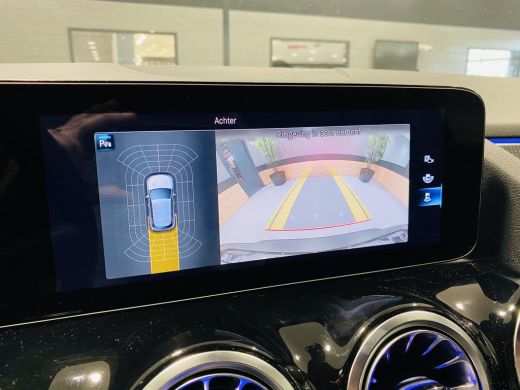 Mercedes-Benz EQA 250 // 18" Velgen // Privacy Glass // Easy pack achterklep // Dodehoekassistent // Sfeerverlichti... ActivLease financial lease