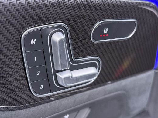 Mercedes-Benz GLA 250e AMG // Memory Stoelen // Distronic // Panoramadak // Rij Assistentiepakket // MultiBeam LED ... ActivLease financial lease