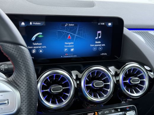 Mercedes-Benz GLA 250e AMG // Memory Stoelen // Distronic // Panoramadak // Rij Assistentiepakket // MultiBeam LED ... ActivLease financial lease