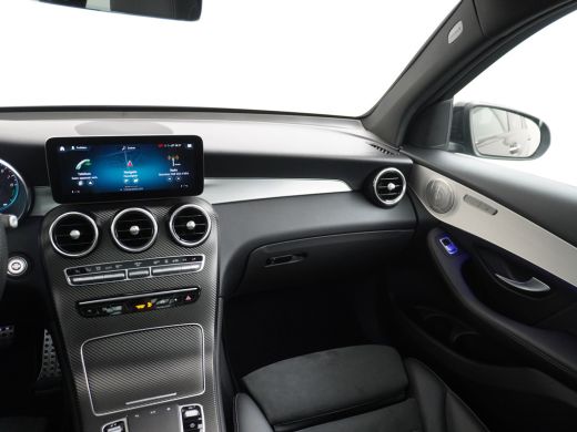 Mercedes-Benz GLC 300e AMG 4Matic // Panoramadak // Burmester // 360 Camera // Keyless // Carbon // Sfeerverlichtin... ActivLease financial lease