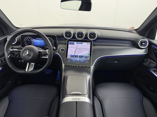 Mercedes-Benz GLC 300e AMG 4Matic // Trekhaak // Massage // Burmester 3D // Multi Contour Stoelen // 360 // Distron... ActivLease financial lease