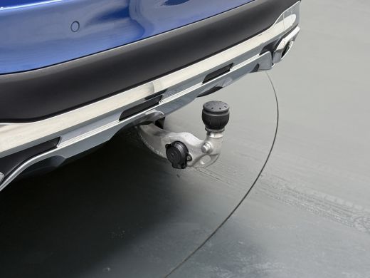 Mercedes-Benz GLC 300e AMG 4Matic // Trekhaak // Massage // Burmester 3D // Multi Contour Stoelen // 360 // Distron... ActivLease financial lease