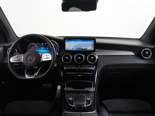 Mercedes-Benz GLC 300e Coup&eacute; AMG 4Matic // Burmester / Magno Grijs // 20 inch // Treeplanken // Night pakket ActivLease financial lease