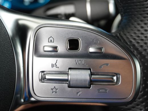 Mercedes-Benz GLC 300e Coup&eacute; AMG 4Matic // Burmester / Magno Grijs // 20 inch // Treeplanken // Night pakket ActivLease financial lease