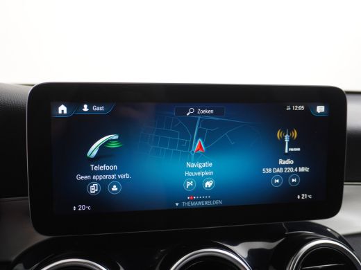 Mercedes-Benz GLC 300e Coup&eacute; AMG 4Matic // Burmester / Magno Grijs // 20 inch // Treeplanken // Night pakket ActivLease financial lease