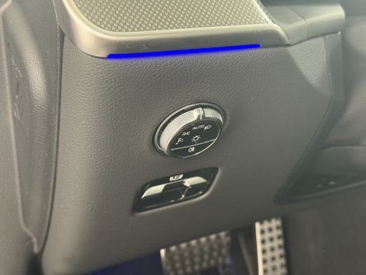 Mercedes-Benz GLC 400e 4Matic AMG 381PK // Airmatic // Trekhaak // Panoramadak // Achteras besturing // Memory // T... ActivLease financial lease