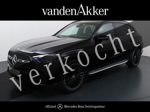 Mercedes-Benz GLC 400e 4Matic AMG // Trekhaak // Luchtvering // Meesturende Achteras // Panoramadak // Nightpakket ...