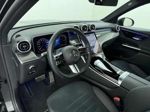 Mercedes-Benz GLC 400e 4Matic AMG // Trekhaak // Luchtvering // Meesturende Achteras // Panoramadak // Nightpakket ... ActivLease financial lease