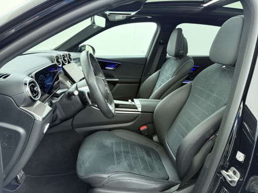 Mercedes-Benz GLC 400e 4Matic AMG // Trekhaak // Luchtvering // Meesturende Achteras // Panoramadak // Nightpakket ... ActivLease financial lease