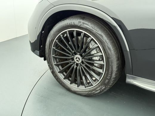 Mercedes-Benz GLC 400e 4Matic AMG // Trekhaak // Luchtvering // Meesturende Achteras // Panoramadak // Nightpakket ... ActivLease financial lease