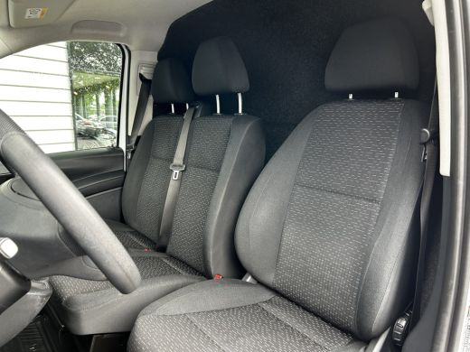 Mercedes-Benz Vito 110 CDI L2 Lang RWD // Airco // Achterklep // 12 mnd Garantie // 2000kg // Bank // Radio // CV //... ActivLease financial lease