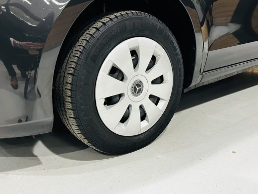 Mercedes-Benz Vito 110 CDI Lang // Airco // Navigatie// // Achterklep // Bumpers in kleur // Groot Scherm // Betimme... ActivLease financial lease