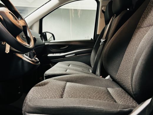 Mercedes-Benz Vito 110 CDI Lang // Airco // Navigatie// // Achterklep // Bumpers in kleur // Groot Scherm // Betimme... ActivLease financial lease