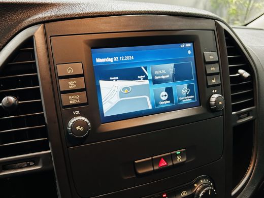 Mercedes-Benz Vito 110 CDI Lang // Airco // Navigatie// // Achterklep // Bumpers in kleur // Groot Scherm // Betimme... ActivLease financial lease