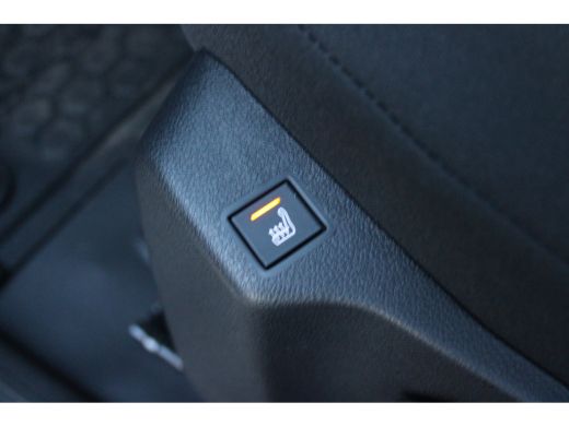 Opel Combo-e Combo-E L2 50 kWh | TREKHAAK | BETIMMERING LAADRUIMTE | CAMERA | DIGITALE BINNENSPIEGEL | STOEL +... ActivLease financial lease