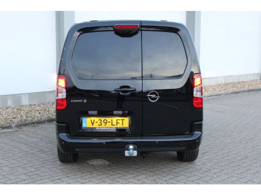 Opel Combo-e Combo-E L2 50 kWh | TREKHAAK | BETIMMERING LAADRUIMTE | CAMERA | DIGITALE BINNENSPIEGEL | STOEL +... ActivLease financial lease