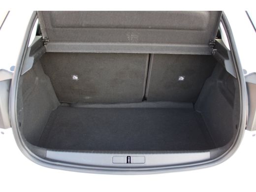 Opel Corsa 1.2 Elegance / Navigatie / Camera / Parkeersensoren / LED / Keyless / 16'' LMV / ActivLease financial lease