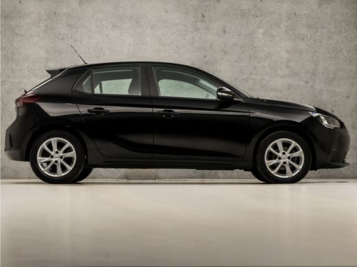 Opel Corsa 1.2 Sport (APPLE CARPLAY, GROOT NAVI, LM VELGEN, SPORTSTOELEN, LANE ASSIST, CRUISE, NIEUWE APK, N... ActivLease financial lease