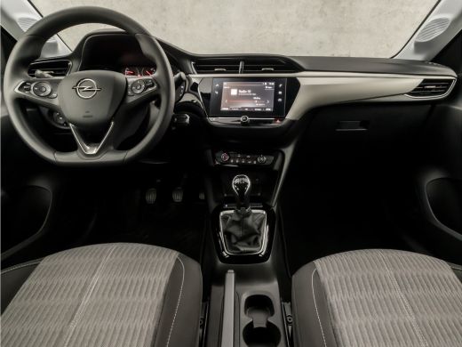 Opel Corsa 1.2 Sport (APPLE CARPLAY, GROOT NAVI, LM VELGEN, SPORTSTOELEN, LANE ASSIST, CRUISE, NIEUWE APK, N... ActivLease financial lease