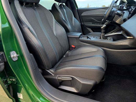 Peugeot 308 1.2 PureTech Allure Pack Business - 130 Pk - Euro 6 - ParkeerCamera - Navi - ACC - Climate Control ActivLease financial lease