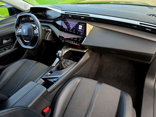 Peugeot 308 1.2 PureTech Allure Pack Business - 130 Pk - Euro 6 - ParkeerCamera - Navi - ACC - Climate Control ActivLease financial lease