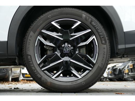 Peugeot 5008 1.2 HYBRID 145PK 7-ZITS GT AUTOMAAT / NAVI /CLIMA / PDC / 19"LMV / CAMERA / ELEKTR. ACHTERKLEP / ... ActivLease financial lease