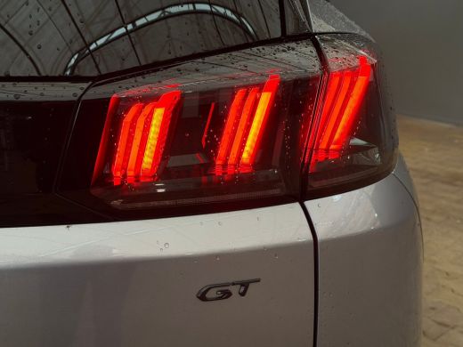 Peugeot 5008 1.2 Hybrid GT Panorama Dak | Elek. Stoelen met Massage | Elek. Achterklep | Alcantara | Adaptieve... ActivLease financial lease