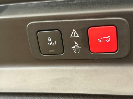 Peugeot 5008 1.2 Hybrid GT Panorama Dak | Elek. Stoelen met Massage | Elek. Achterklep | Alcantara | Adaptieve... ActivLease financial lease