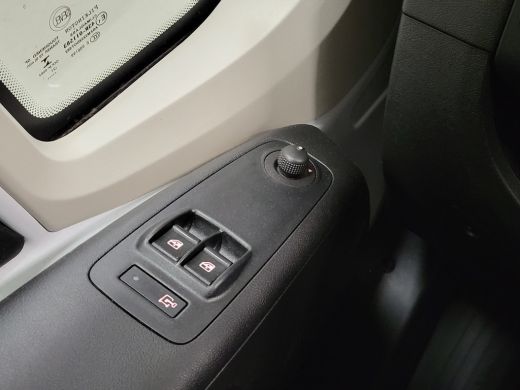 Peugeot Boxer 2.2BlueHDi 120pk L2/H2 Euro 6! ActivLease financial lease