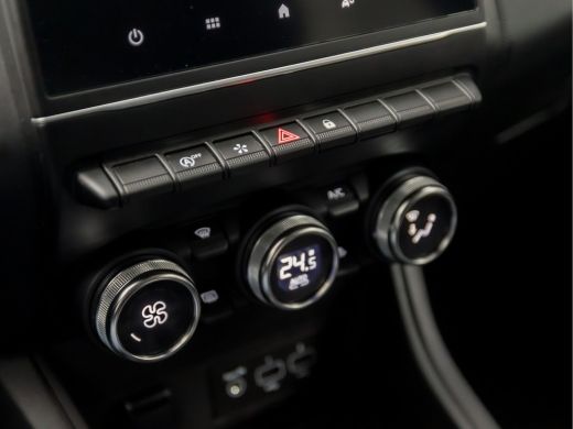 Renault Captur 1.0 TCe 90 techno Sport (APPLE CARPLAY, GROOT NAVI, CLIMATE, CAMERA, LEDER, SPORTSTOELEN, KEYLESS... ActivLease financial lease