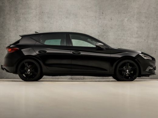 Seat Leon 1.0 TSI FR Intense Sport Automaat (APPLE CARPLAY, GROOT NAVI, CAMERA, TREKHAAK WEGKLAPBAAR, GETIN... ActivLease financial lease