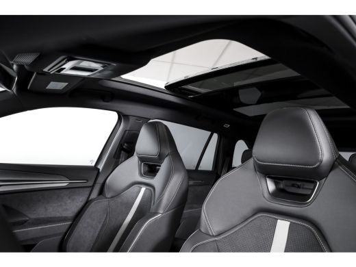 Skoda Kodiaq 1.5 TSI 204 PK PHEV Sportline Business | S/K-Panodak | DCC+ | Dig. Cockpit | Adapt Cruise | Memor... ActivLease financial lease