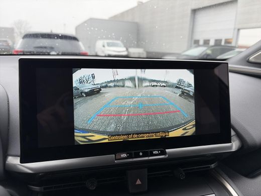 Toyota C-HR 2.0 Plug-in Hybrid 220 Executive ActivLease financial lease