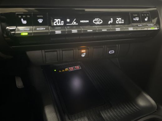 Toyota C-HR 2.0 Plug-in Hybrid 220 Executive ActivLease financial lease