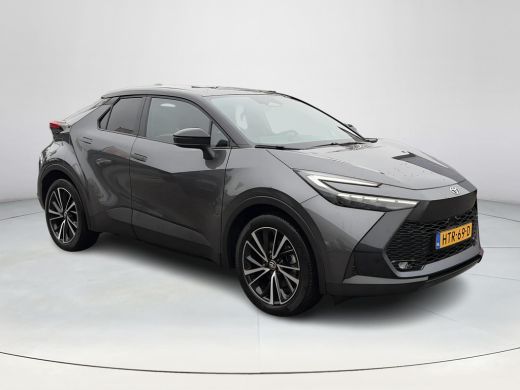 Toyota C-HR 2.0 Plug-in Hybrid 220 Executive ActivLease financial lease