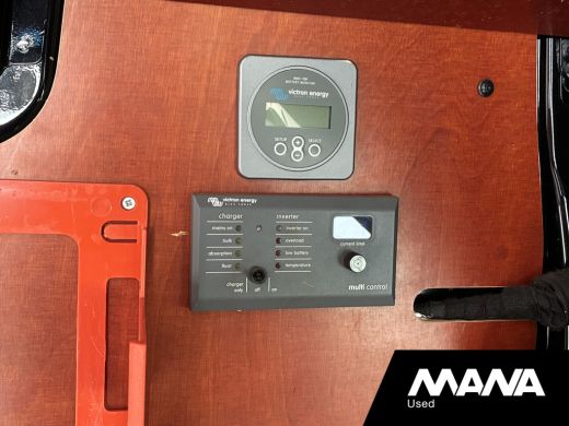 Volkswagen Crafter 35 2.0 TDI L3H3 Automaat Trekhaak 2x Treeplank Camera Cruise Standkachel Elektrische schuifdeur ActivLease financial lease